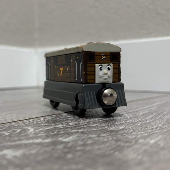 Thomas & Friends Other - Wooden Celebration Toby